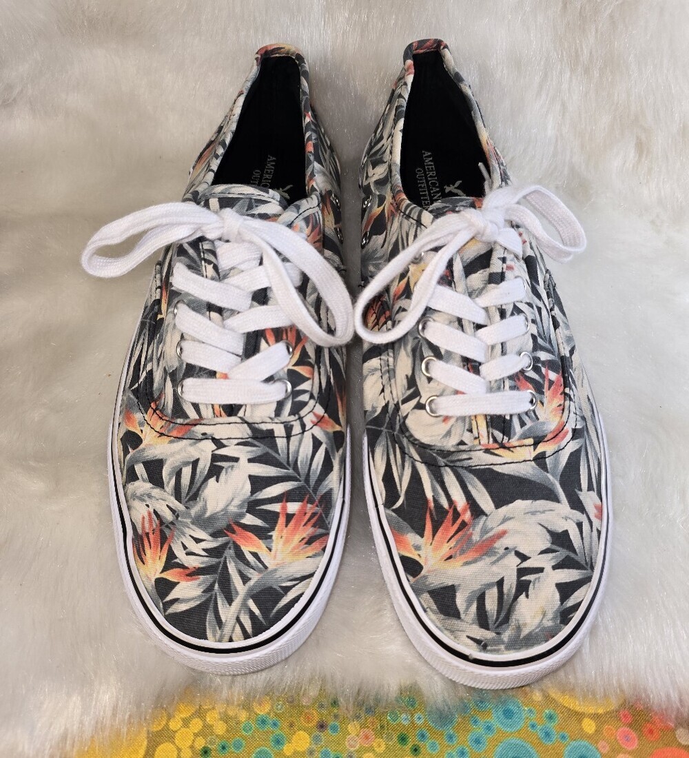 American Eagle Outfitters Men's Hawaiian Tropical Floral Canvas Sneakers